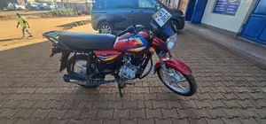 Bajaj Boxer 125 2024 Red