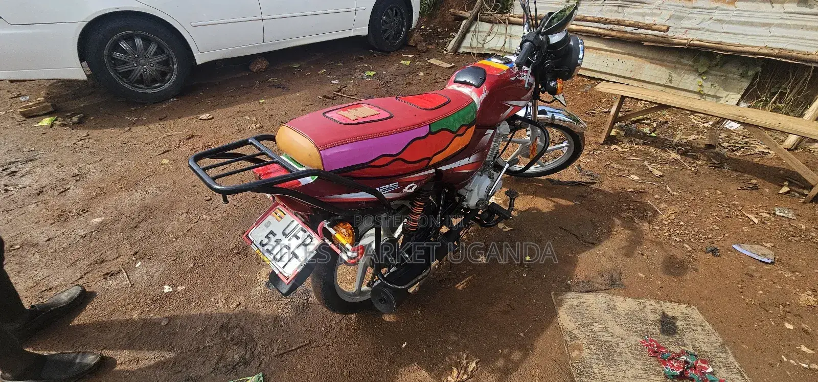 Bajaj Boxer 125 2023 Red