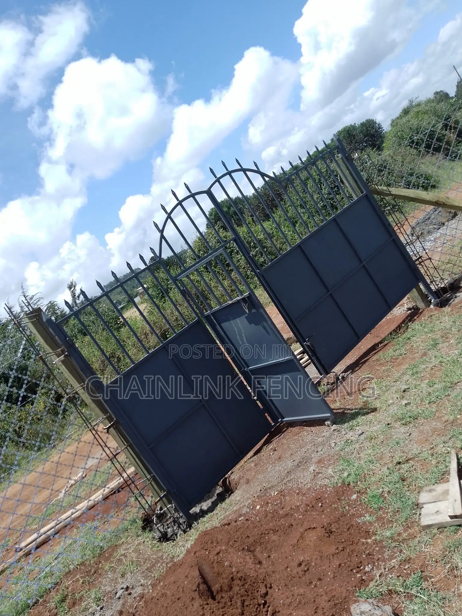 Gate Welded Razor Installation