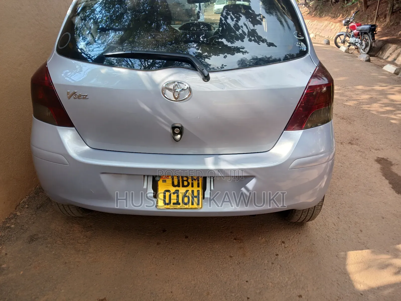 Toyota Vitz 2008 Silver