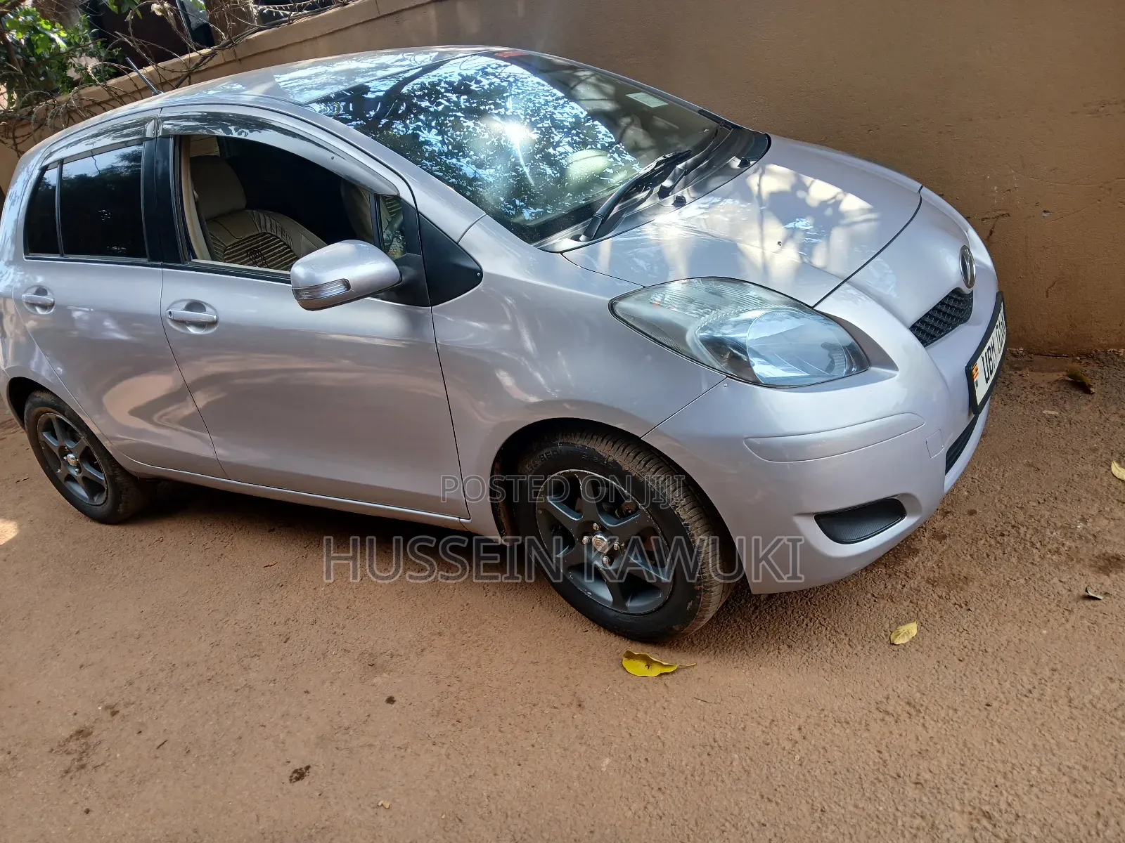 Toyota Vitz 2008 Silver