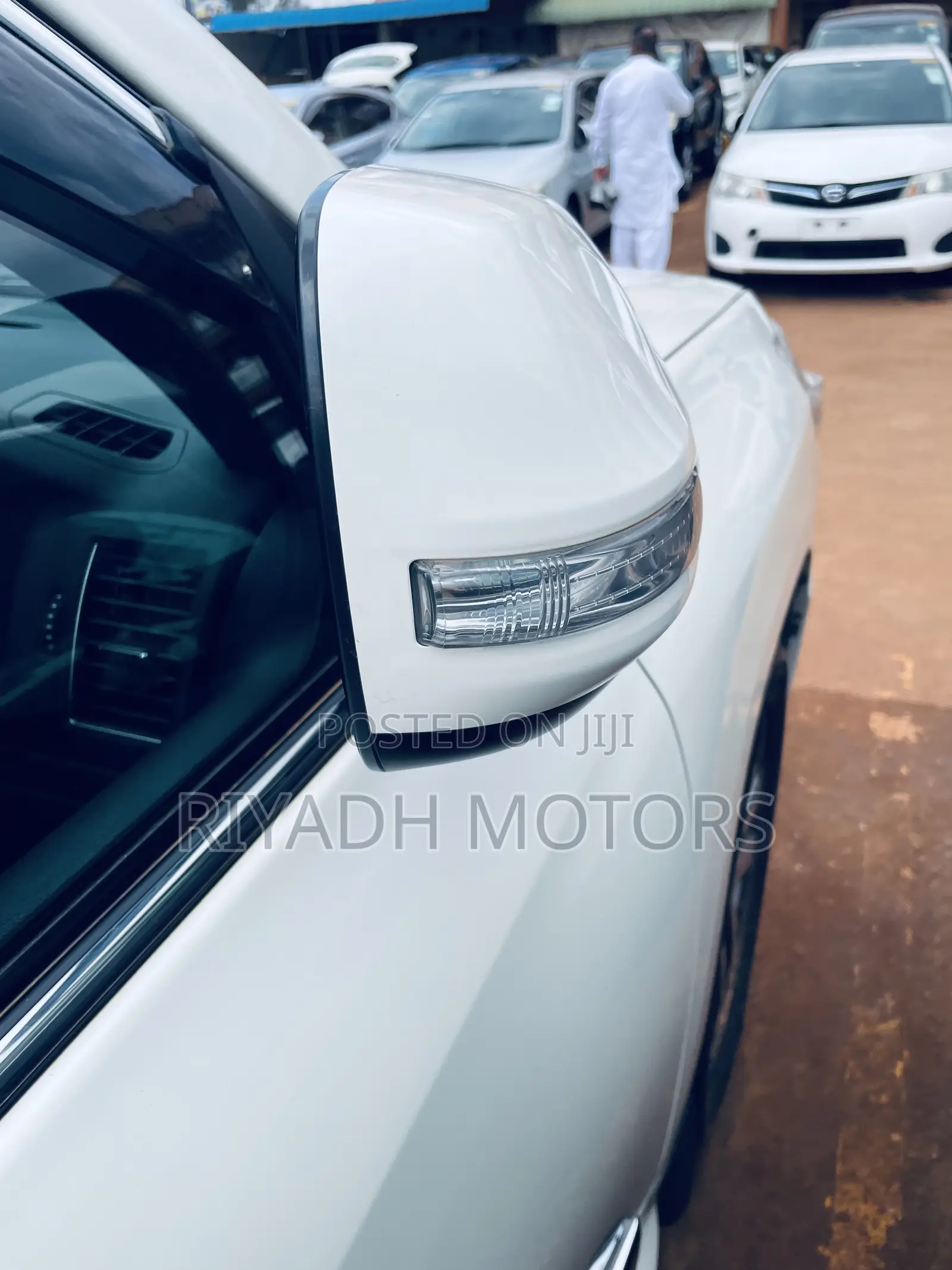 Toyota Land Cruiser 2019 White
