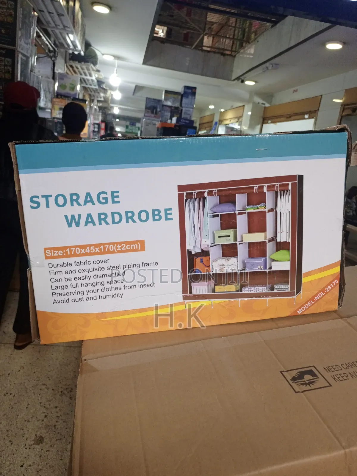 Chao Ge Storage Wardrobe, Model NDL-28170.