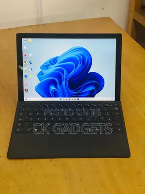 New Laptop Microsoft Surface Pro 7+ 8GB Intel Core I5 SSD 256GB