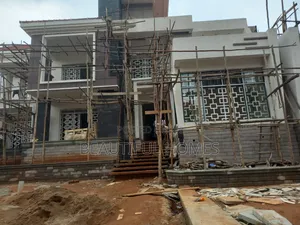 Furnished 6bdrm Duplex in Ntinda, Central Division for sale