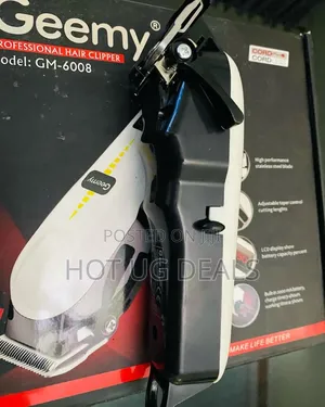 Geemy Rechargeable Shaving Machine With Battery Indicator