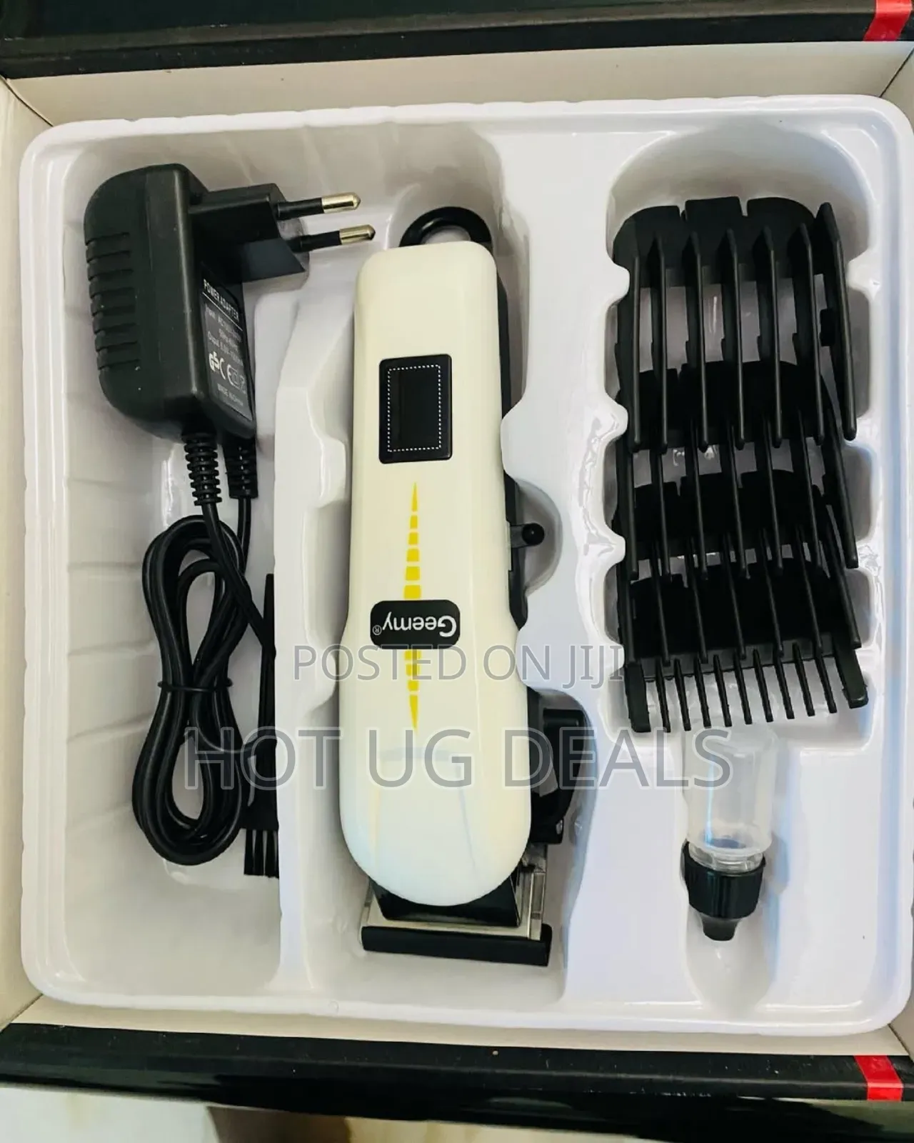 Geemy Rechargeable Shaving Machine With Battery Indicator