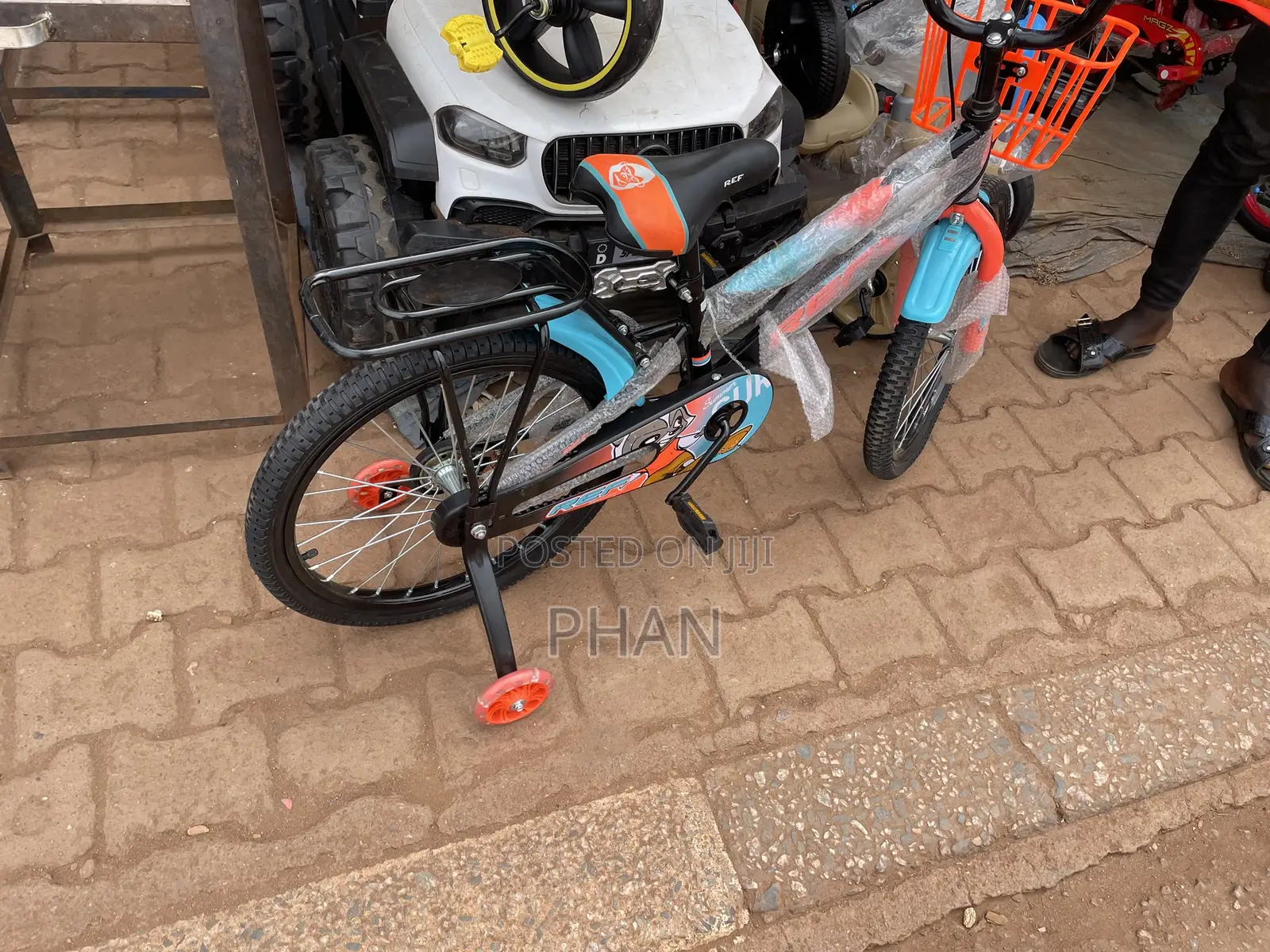 Mid Age Children Bicycles