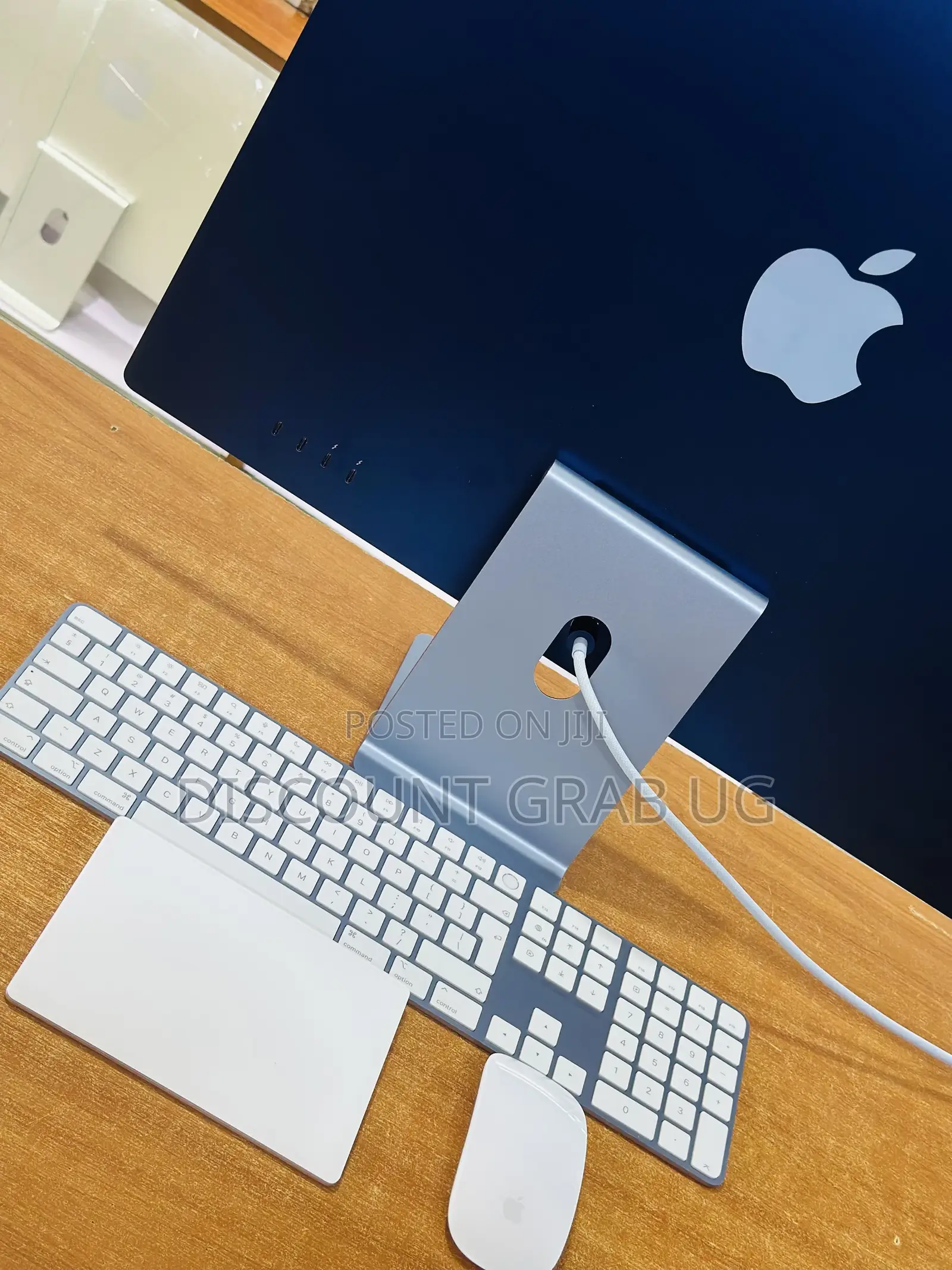 New Desktop Computer Apple iMac M1 16GB Apple M1 SSD 512GB