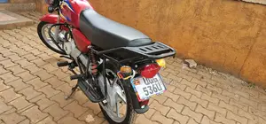 Bajaj Boxer 125 2025 Red