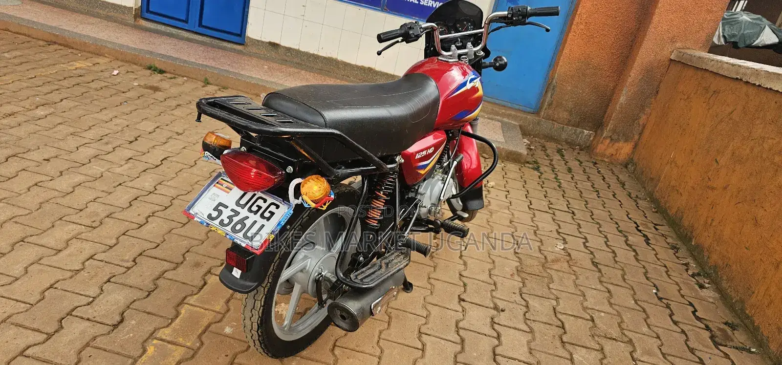 Bajaj Boxer 125 2025 Red