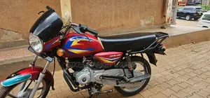 Bajaj Boxer 125 2025 Red