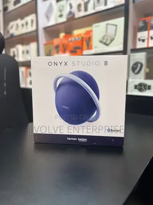 Harman Kardon Onyx Studio 8