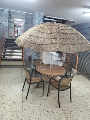 Restaurant Plastic Chairs With Umbrella/Table for Beach/Bar