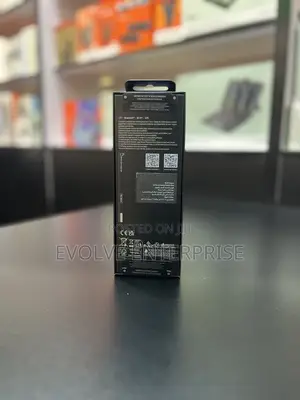 Samsung Galaxy Watch Ultra (Titanium Silver)