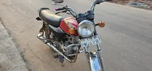 Bajaj Boxer 2018 Red