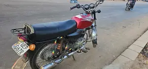 Bajaj Boxer 2018 Red