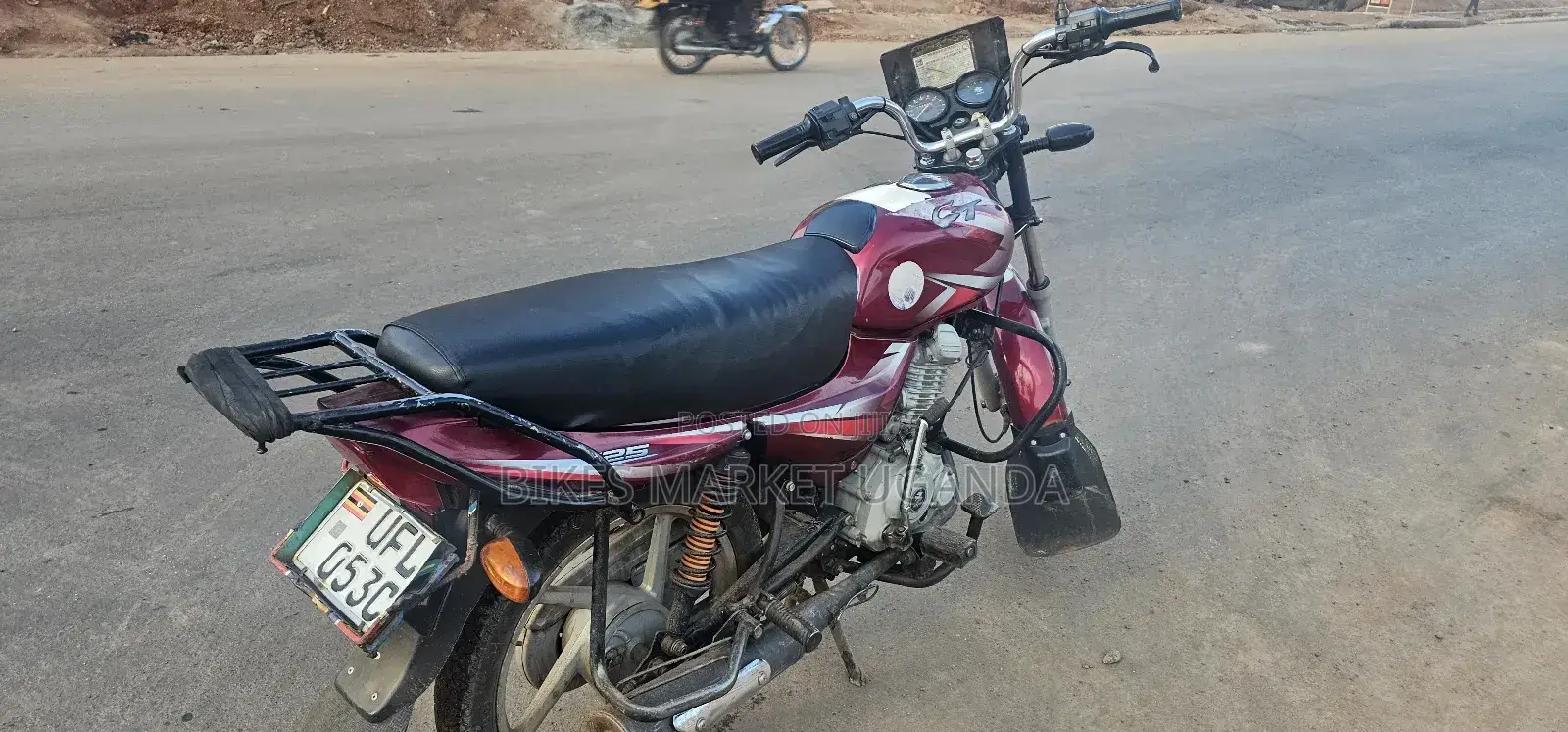 Bajaj Boxer 125 2023 Red