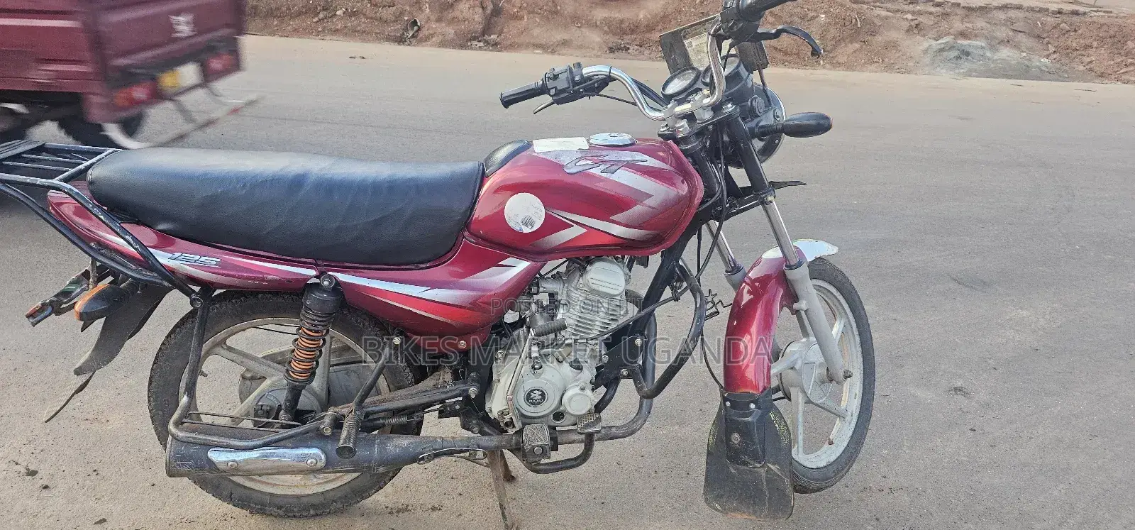 Bajaj Boxer 125 2023 Red