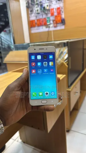 New Oppo F15 128 GB Yellow