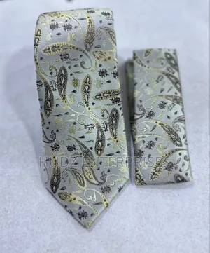 Men Tie Cream and Gold