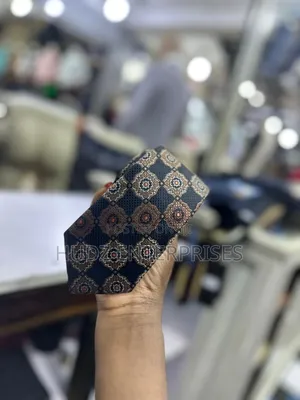 Black Squared Classy Tie