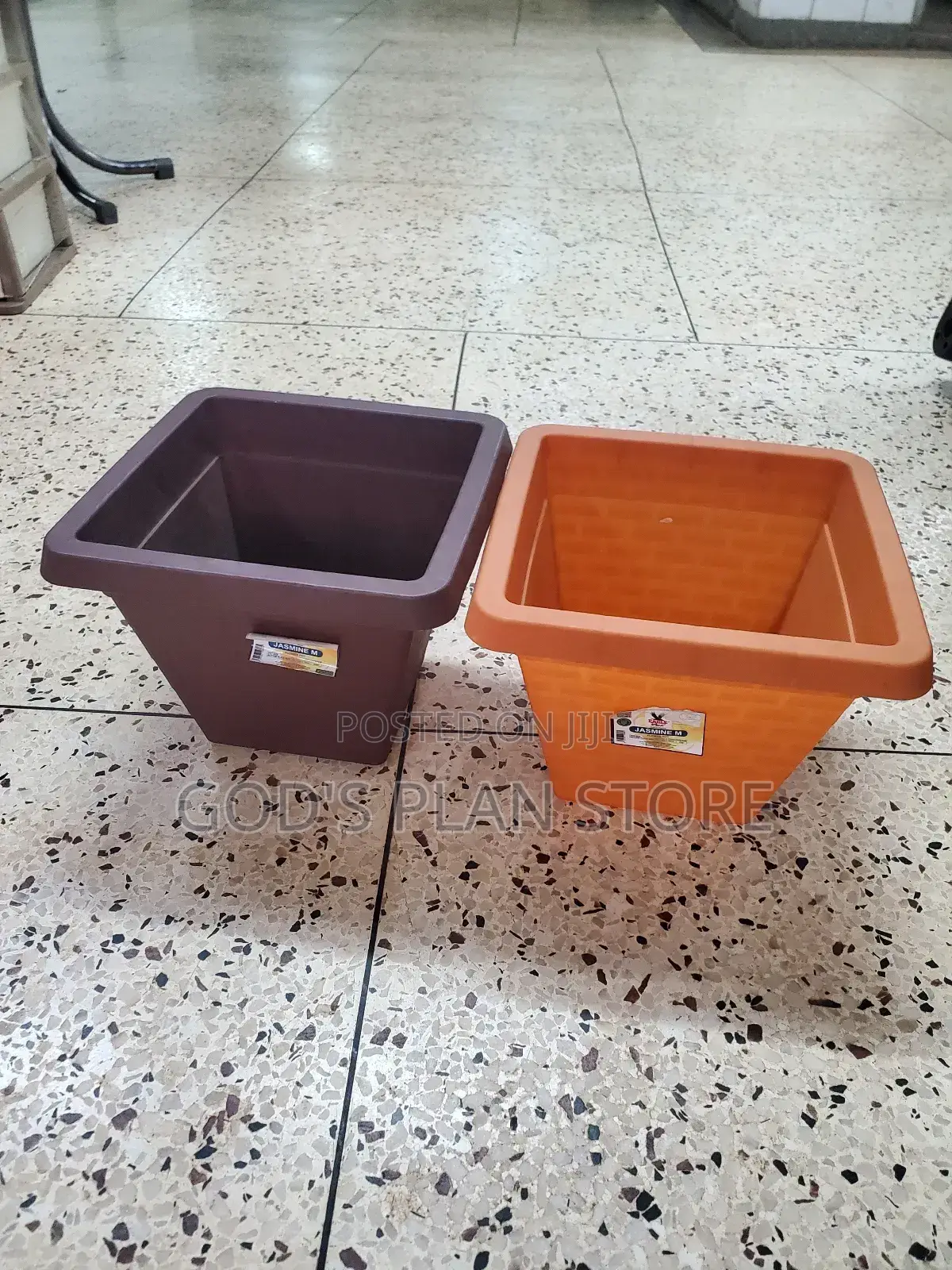 Square Imported Plastic Flower Pots