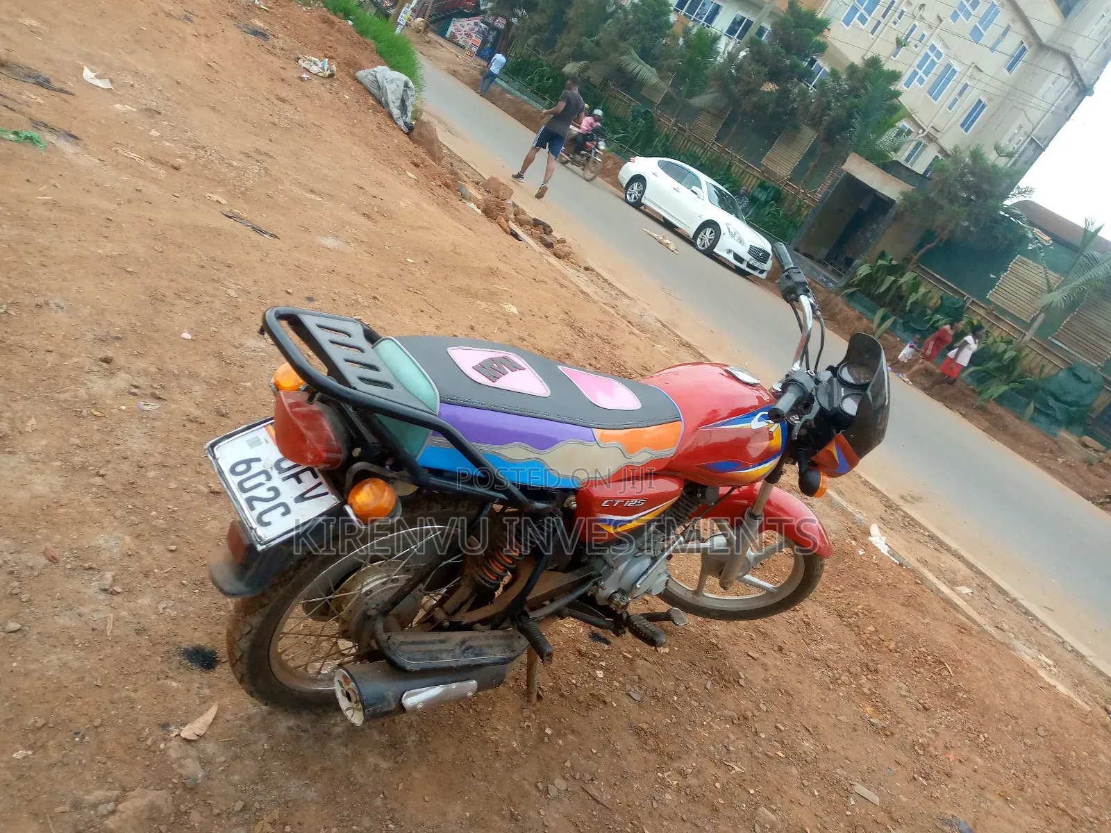 Bajaj Boxer 125 2022 Red