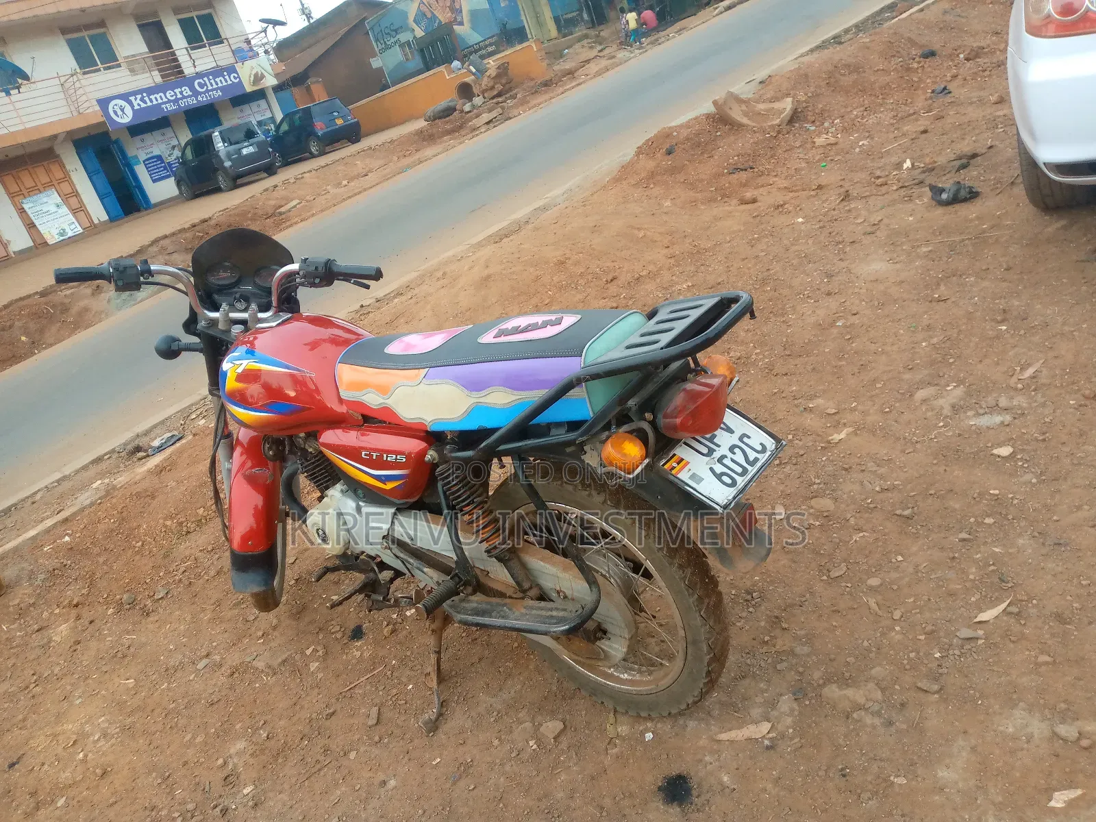 Bajaj Boxer 125 2022 Red