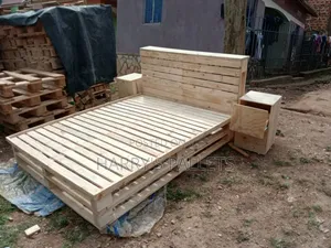 Pallet Bed