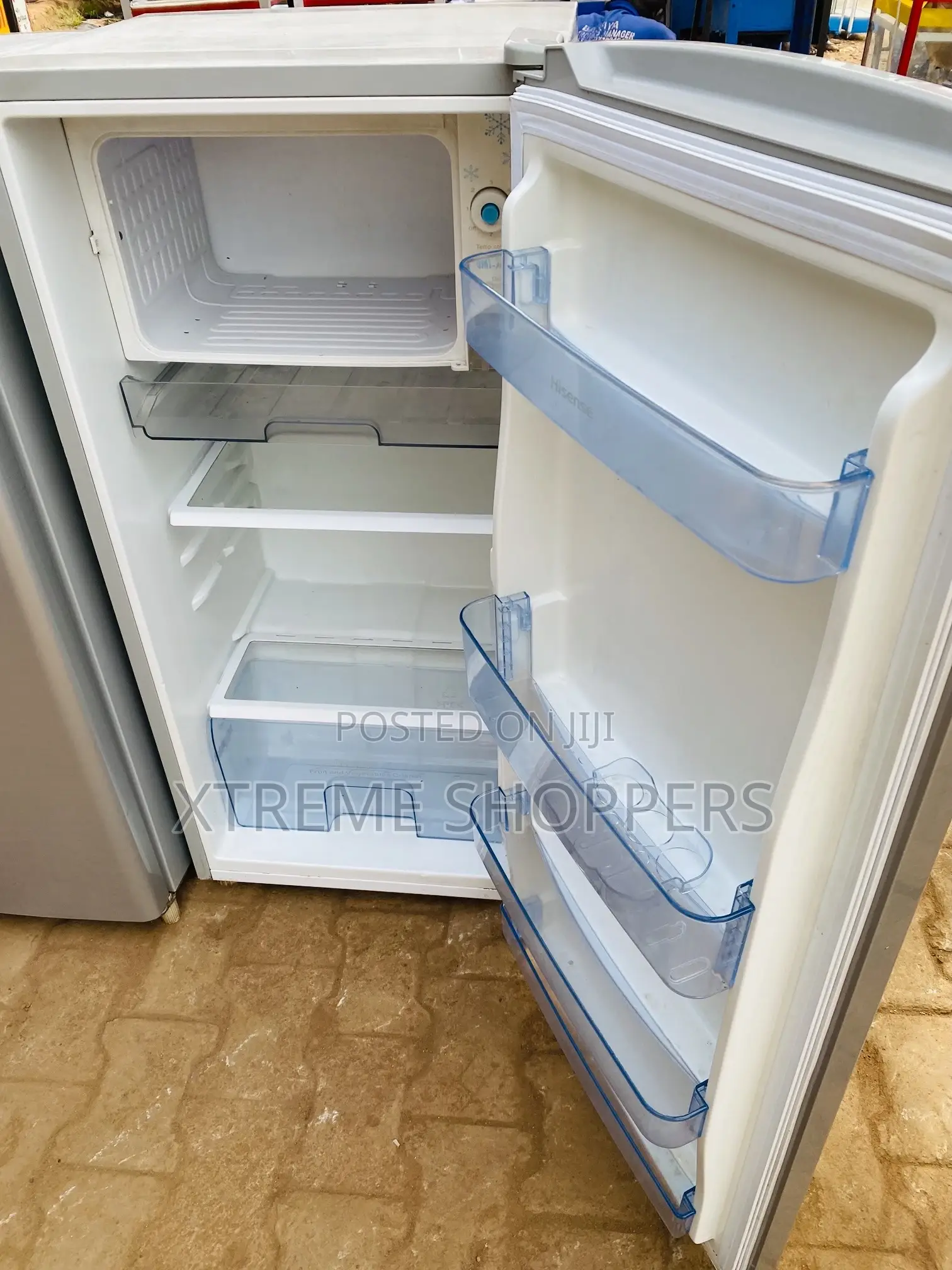 Hisense 195liters / Gallon/ Refrigerator/ Fridge