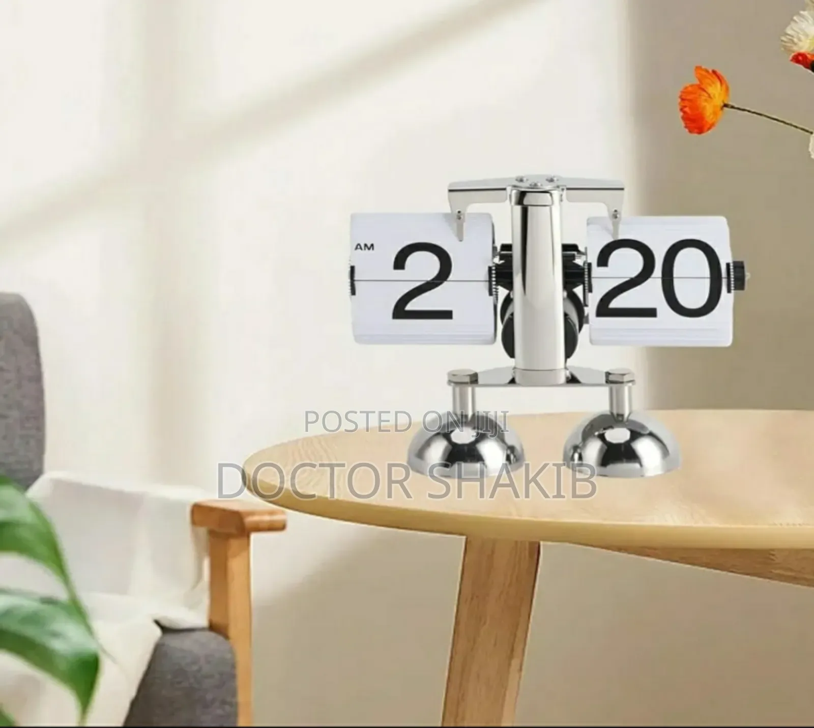 Unique Trisar Mechanical Flip Desk Clock