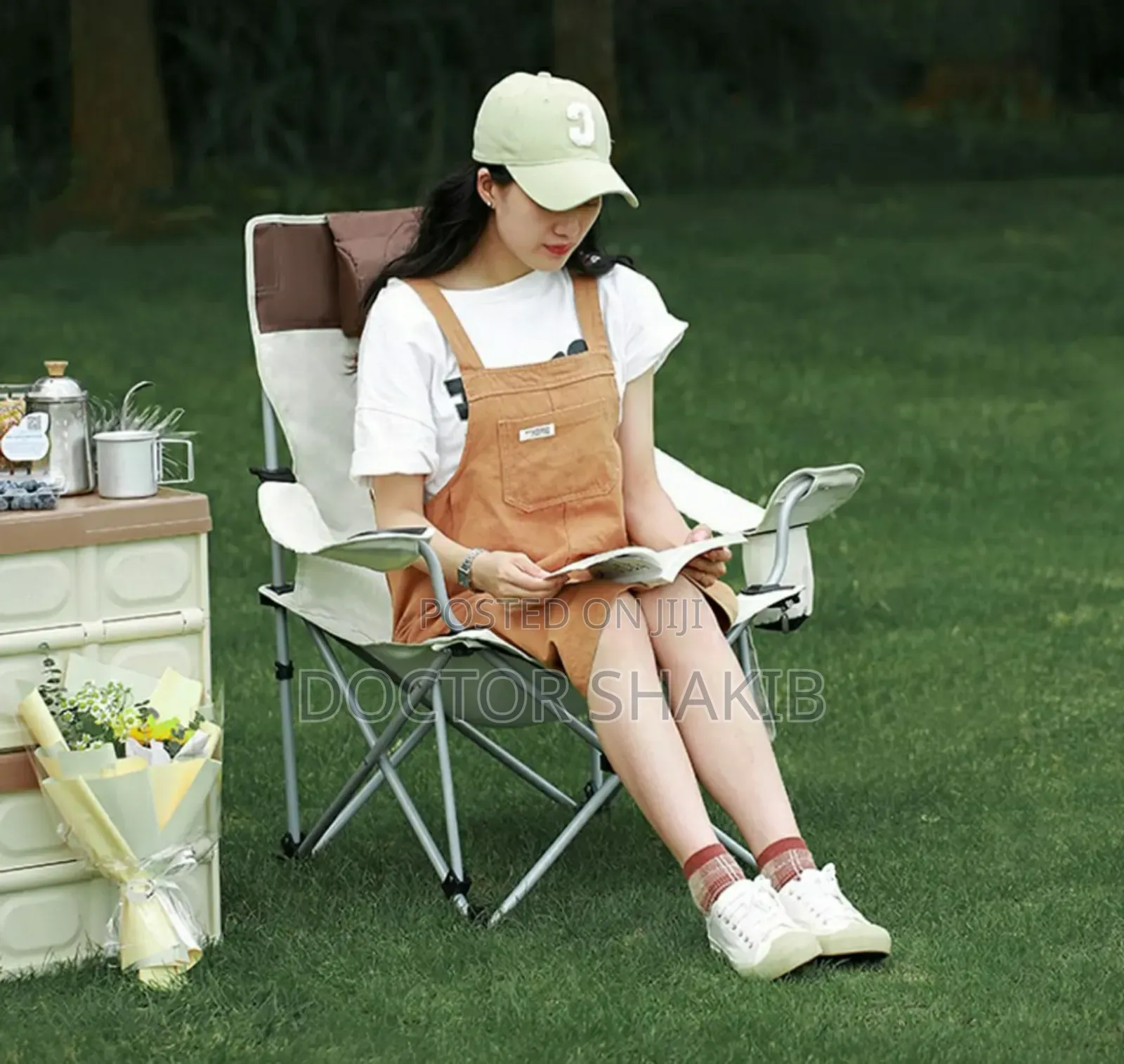 Comfortable High Back Beach Chair With Cup Holder