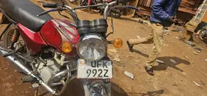 Bajaj Boxer 2023 Red