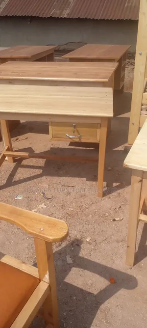 Wooden Office Table