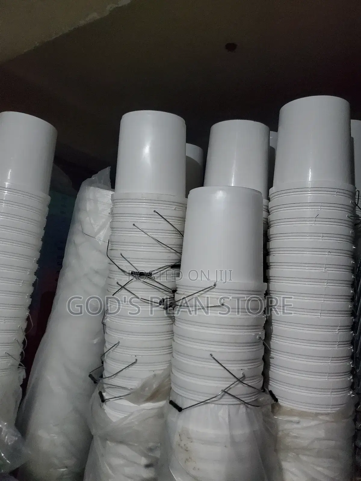 Class Plastic Paint Buckets
