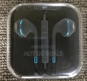 Pin Wired Rubber Earphones With Inbuilt Microphone
