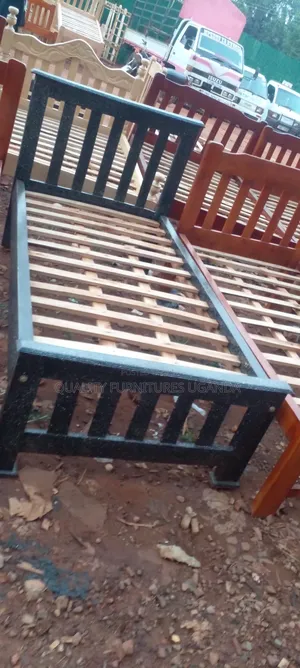 3x6 Black Strips Bed