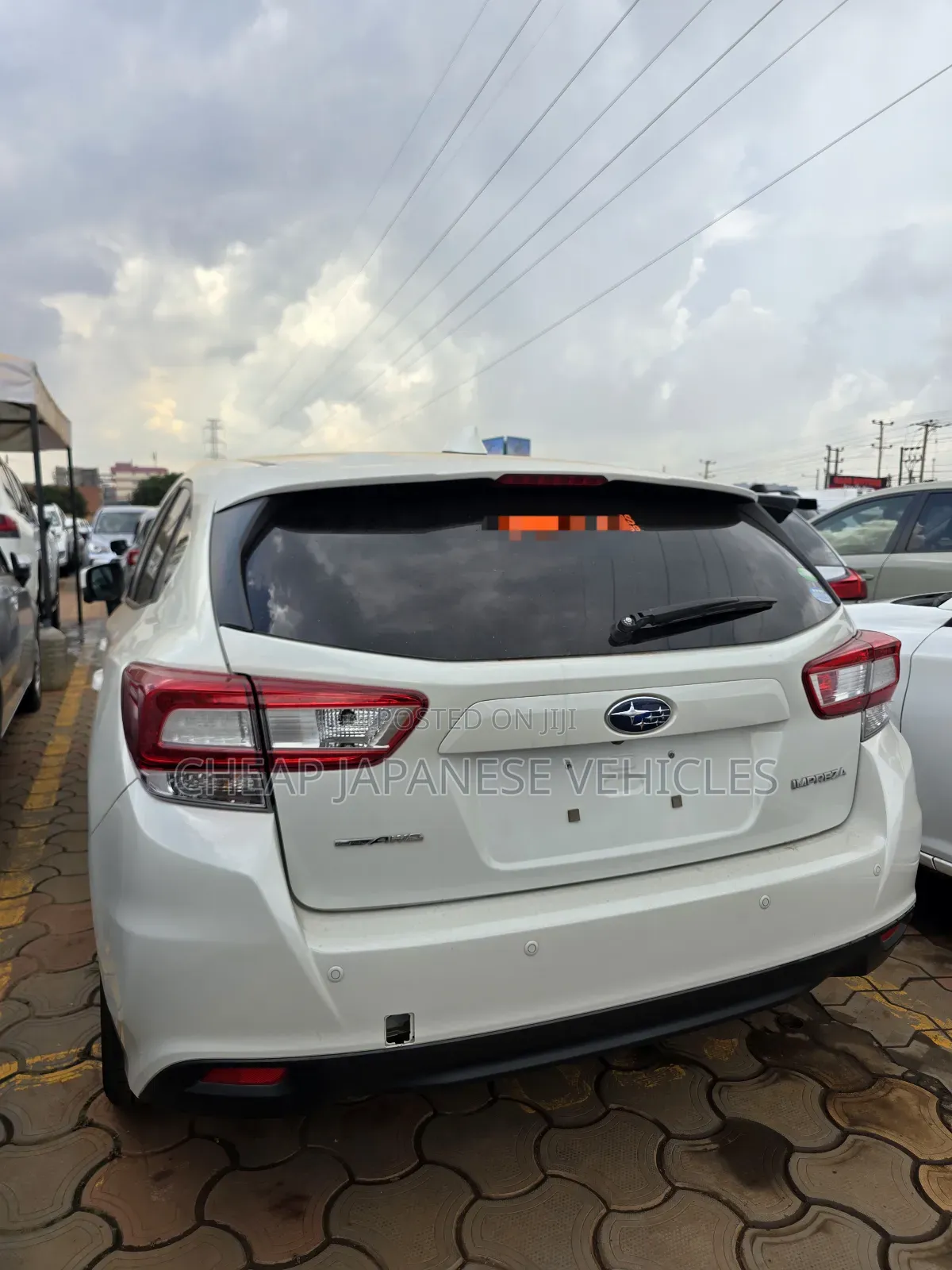 Subaru Impreza 2.0i Limited AWD Hatchback 2017 White
