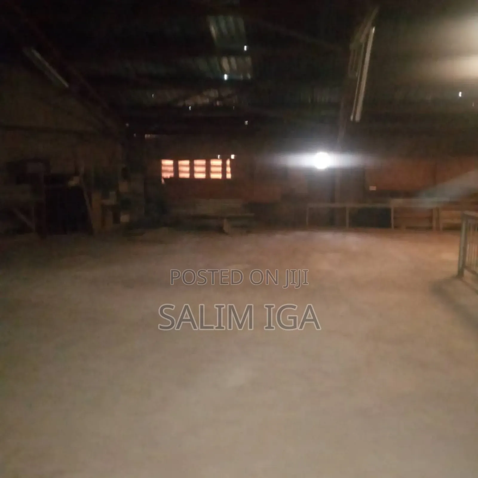Spacious Warehouse On Rent