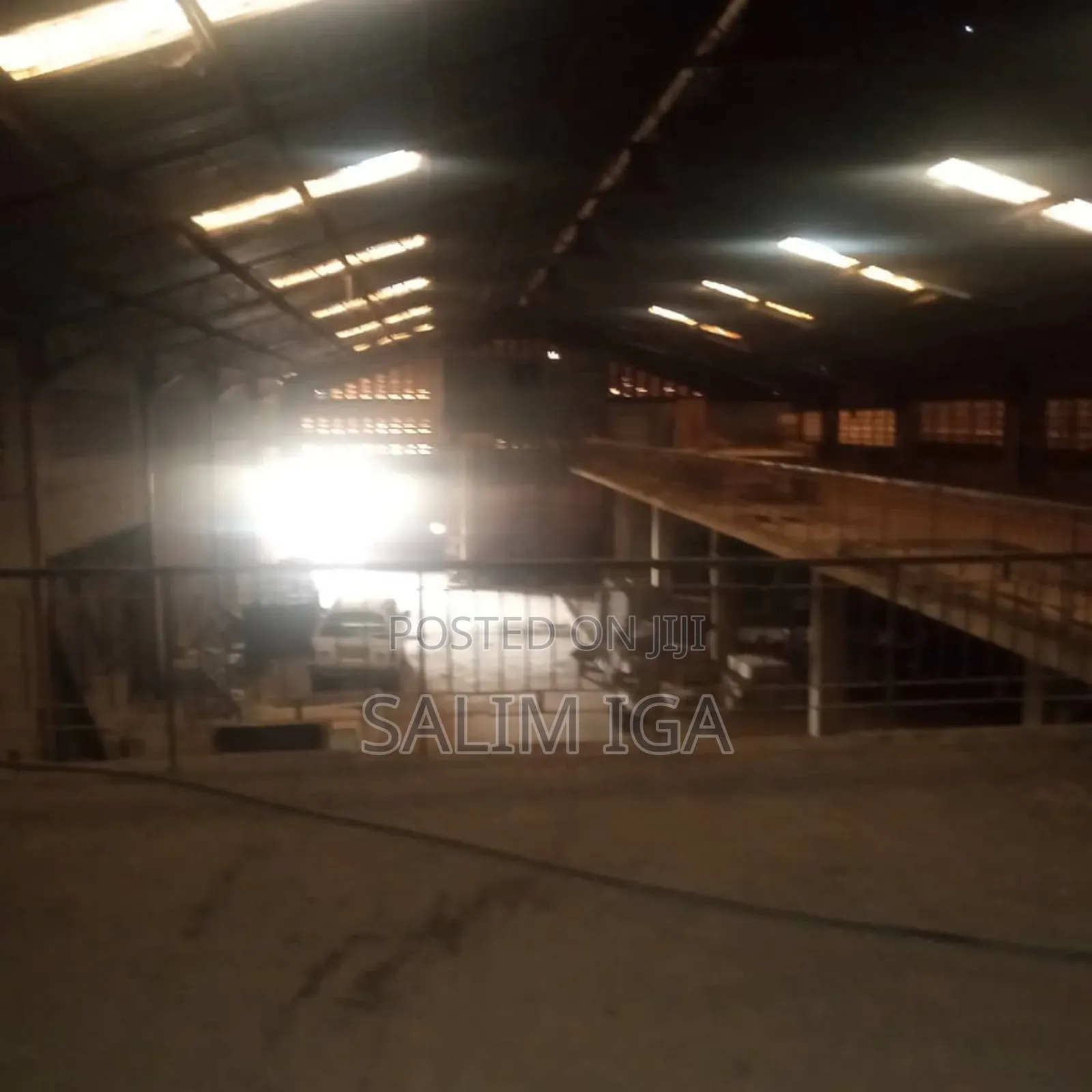 Spacious Warehouse On Rent