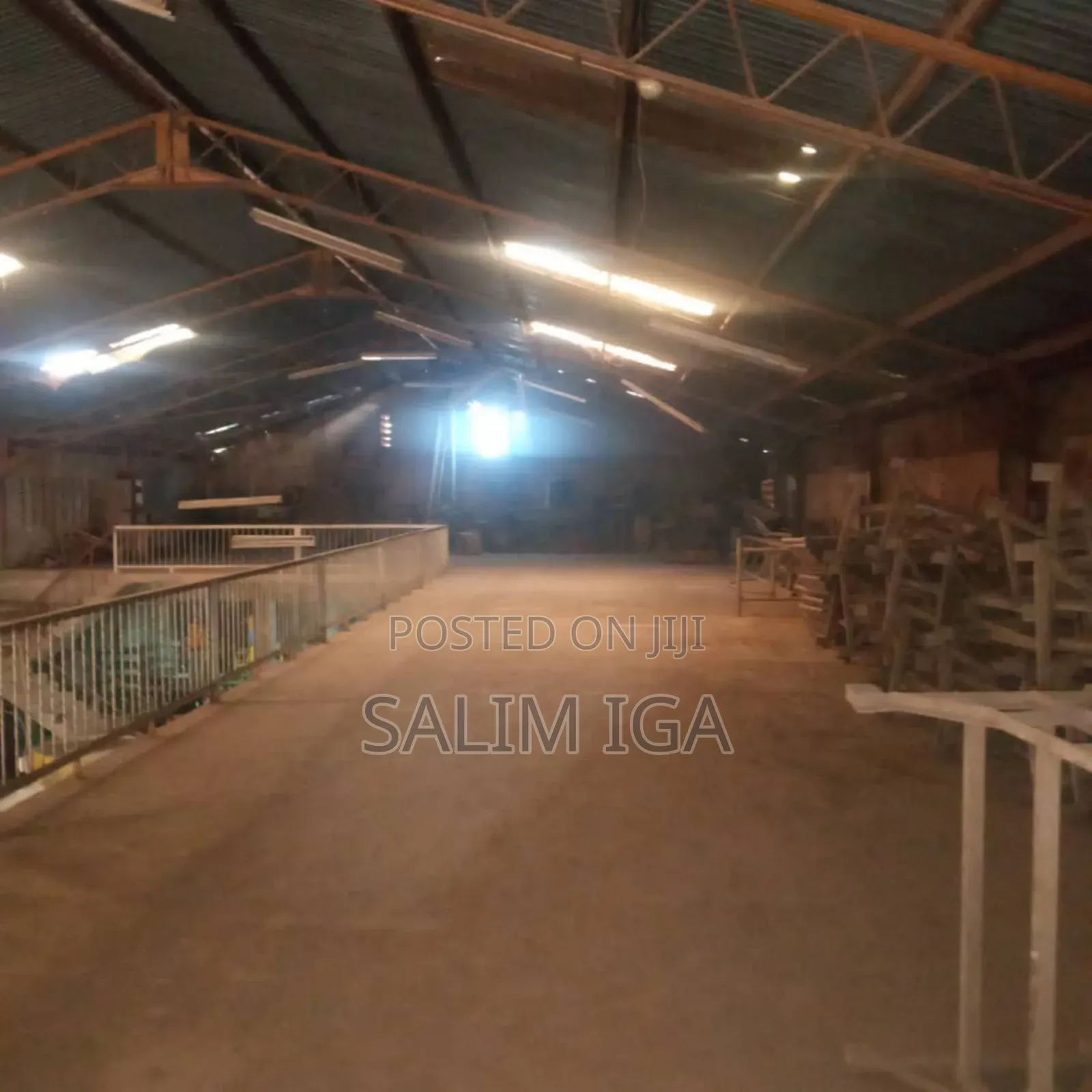 Spacious Warehouse On Rent