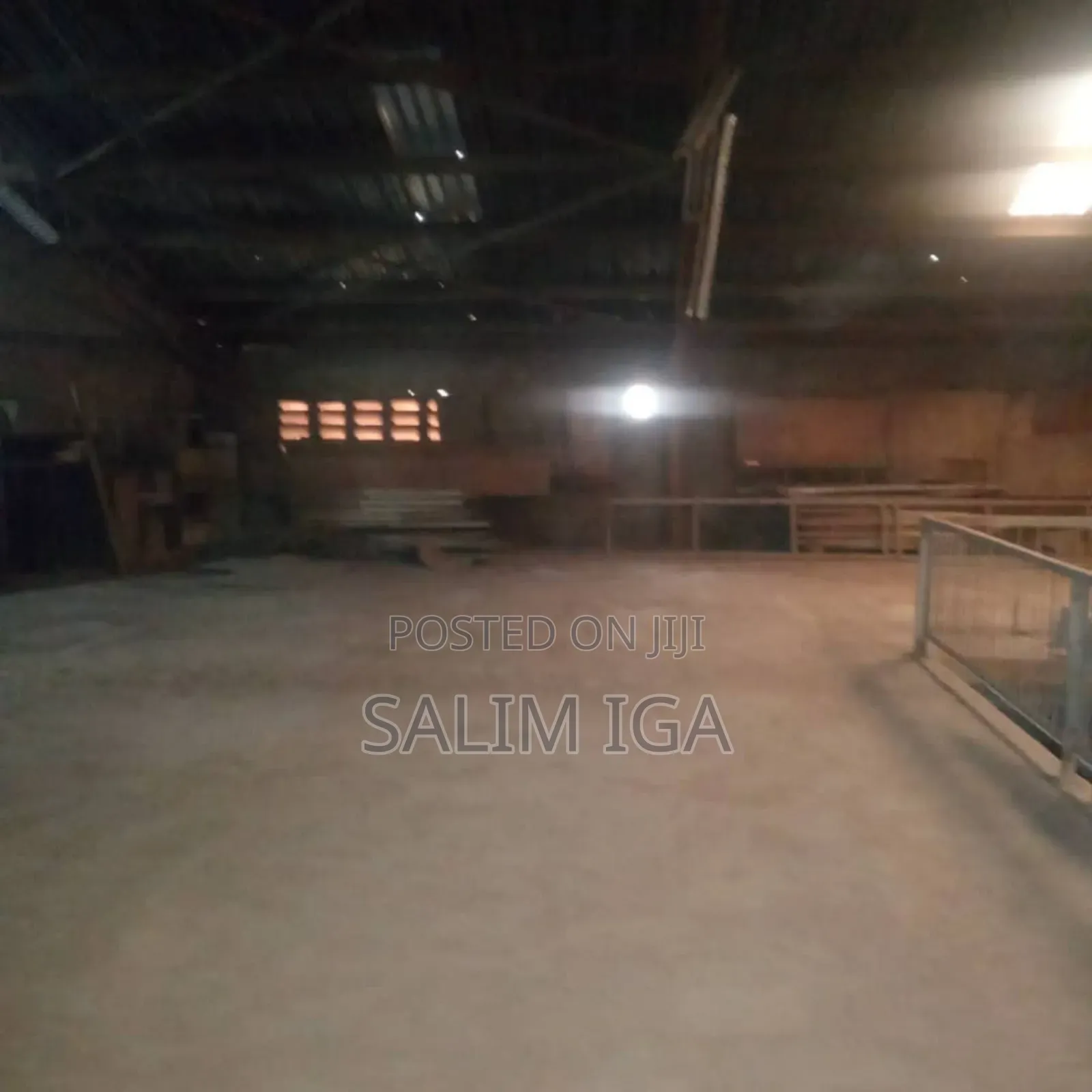Spacious Warehouse On Rent