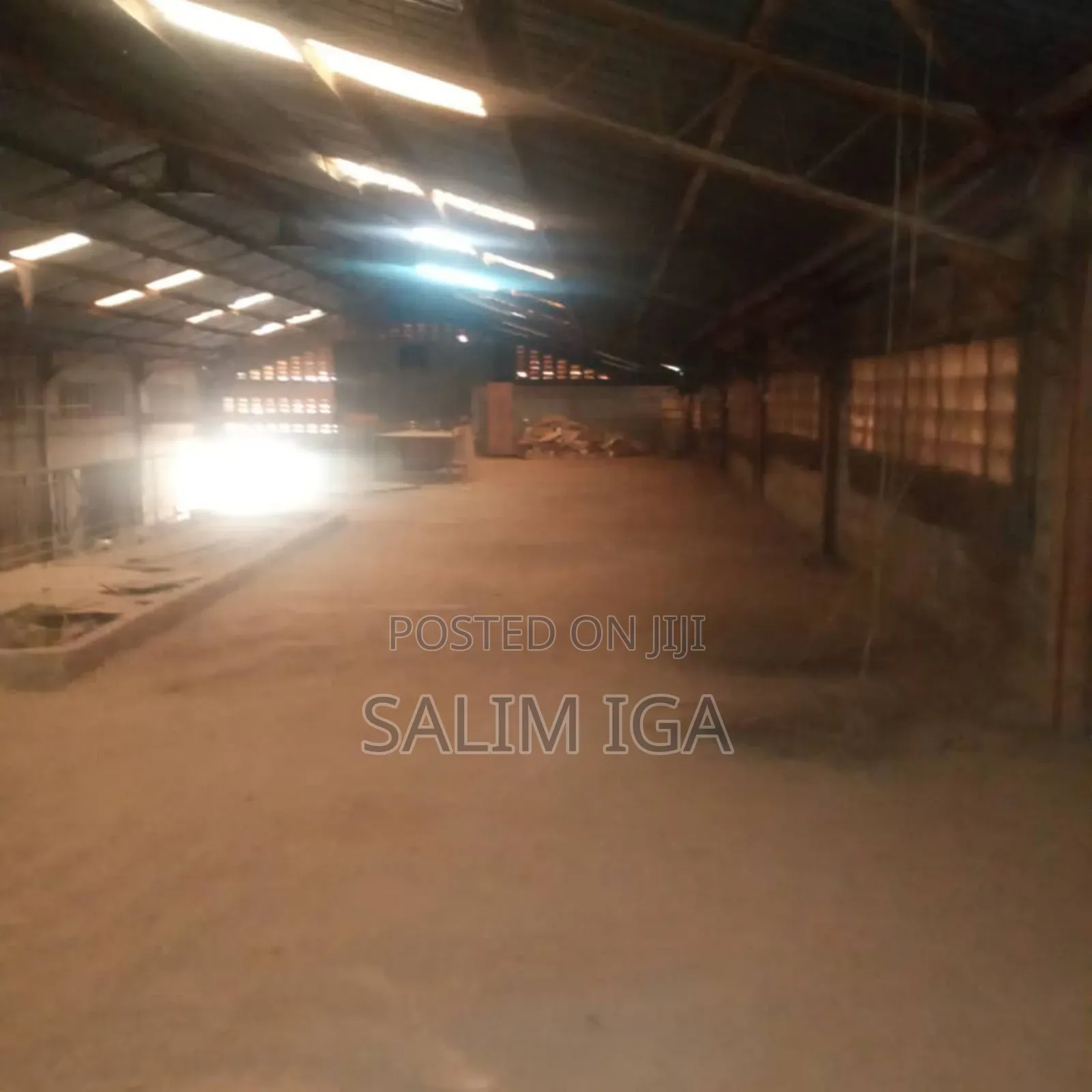 Spacious Warehouse On Rent