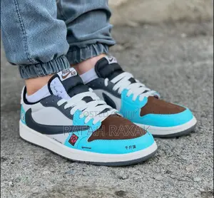 Original Nike Air Jordan 1 Low X Travis Scott Sneakers