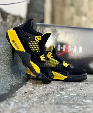 Original Air Jordan 4 Retro “Thunder Yellow” Sneakers