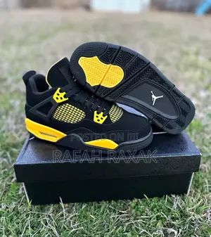 New Nike Air Jordan 4 Retro “Yellow Thunder” Sneakers