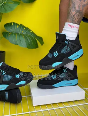 Original Black/Blue Air Jordan 4 Retro “Tiffany” Sneakers