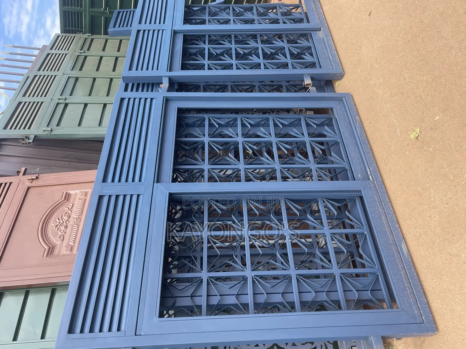 Metalic Windows in Black Colour