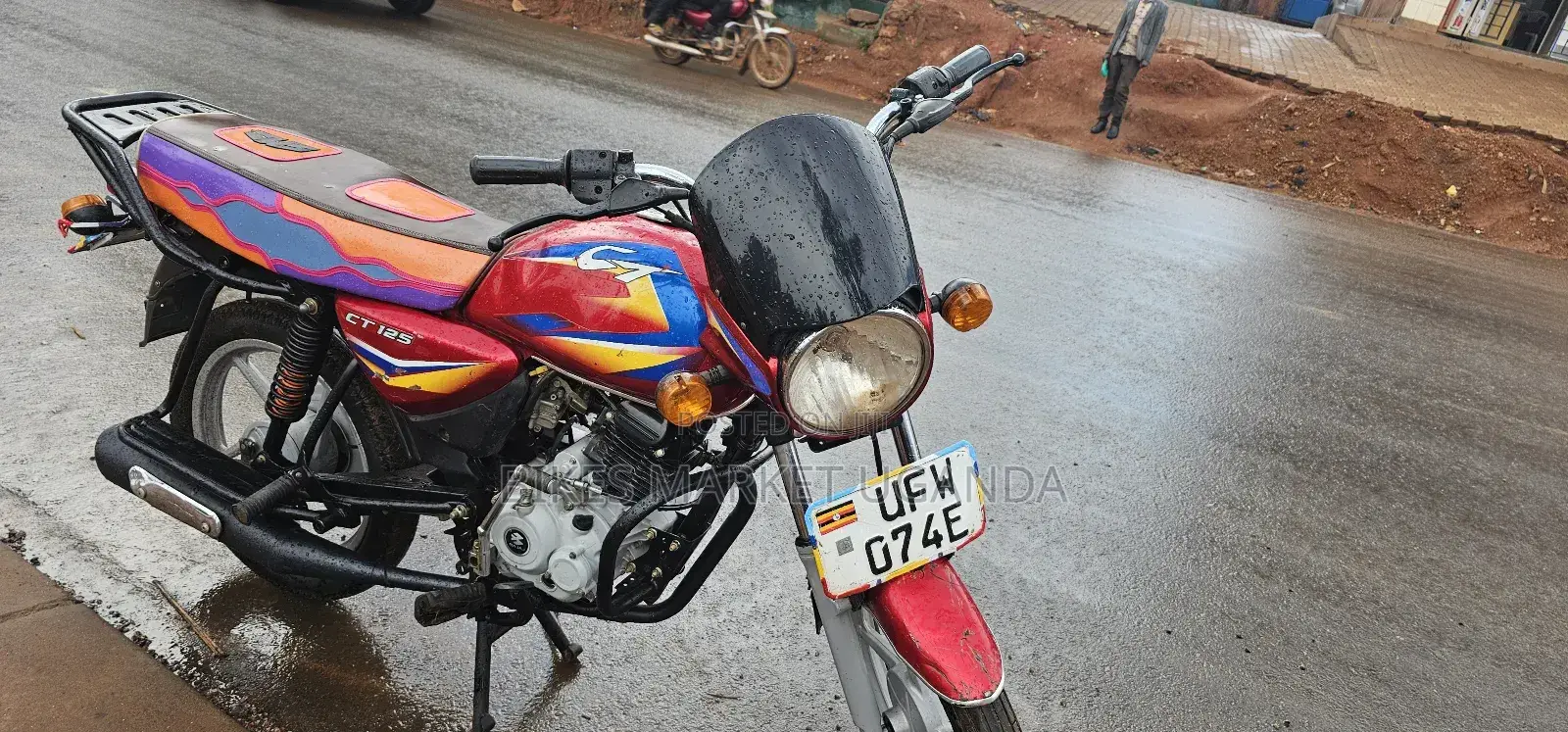 Bajaj Boxer 125 2024 Red